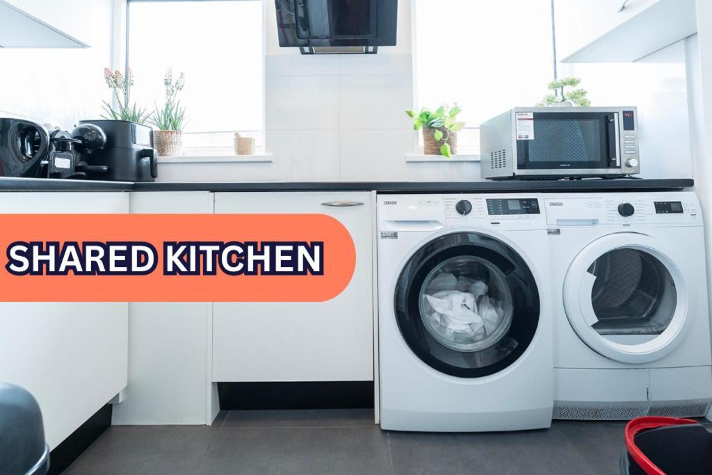 Cozy Near Hotspots W Kitchen Access